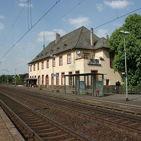 Ferienwohnung Neli Am Rhein Rheinbrohl Exteriér fotografie